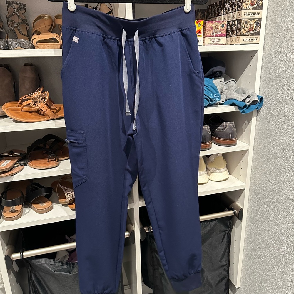 Figs women’s navy Blue Joggers